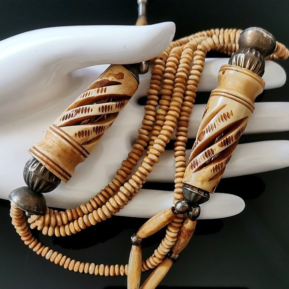 Vintage Huge Carved Cow Chunky Bone Bead Necklace Multi Strand - Picture 4 of 5